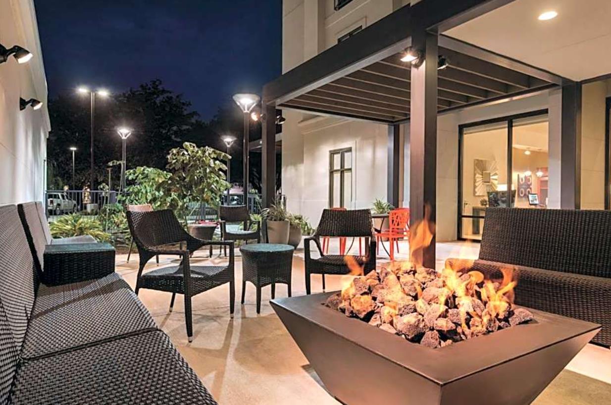 home2 suites by hilton lafayette i 10