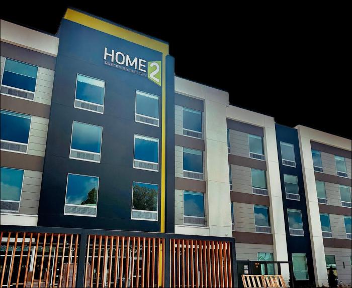 home2 suites by hilton lafayette i 10