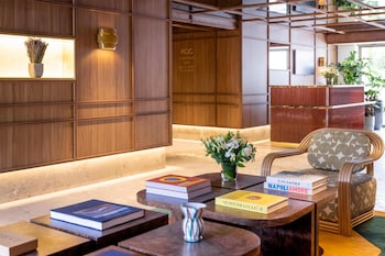 Hotel Ventura Saint-Tropez, Tapestry Collection By Hilton,,4 star
