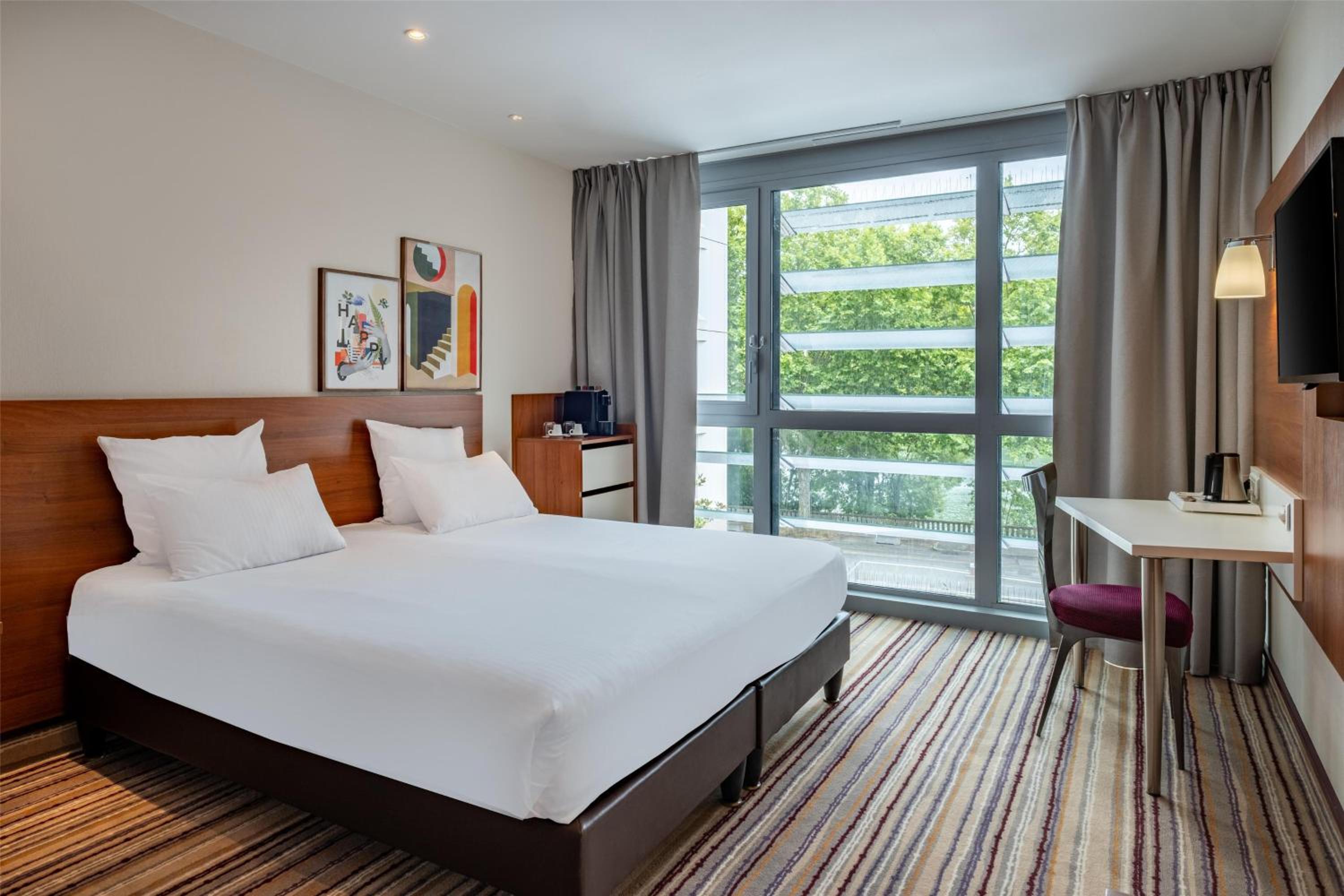 spark by hilton lyon ouest