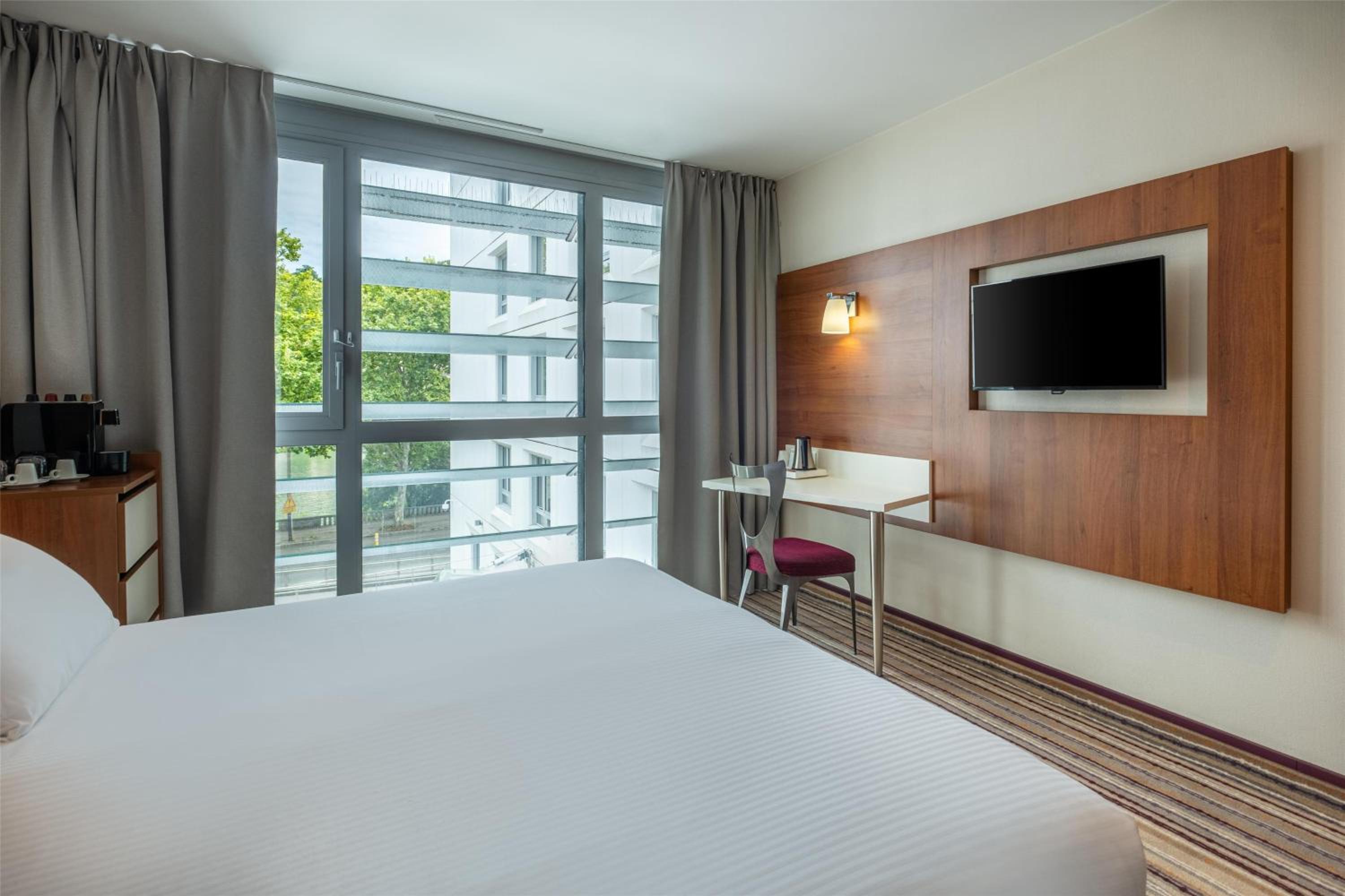 spark by hilton lyon ouest