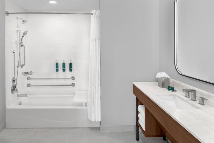 doubletree by hilton midland west loop i 250