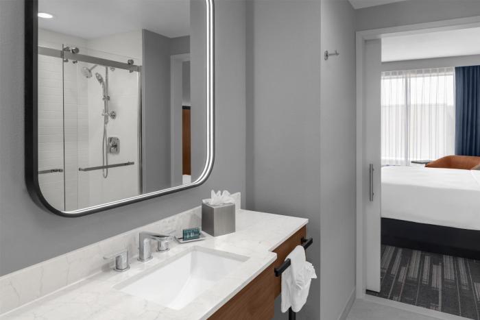 doubletree by hilton midland west loop i 250