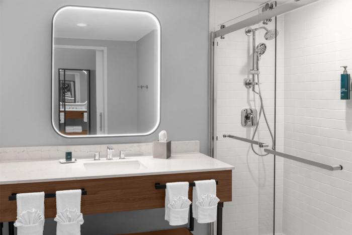 doubletree by hilton midland west loop i 250