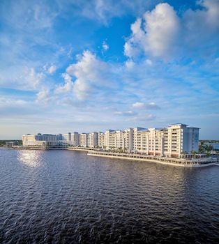 sunsuites villas at sunseeker resort curio by hilton