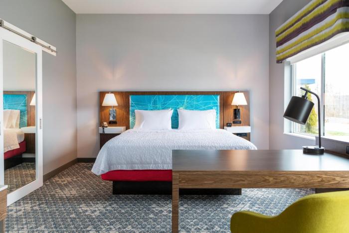 hampton inn by hilton east peoria