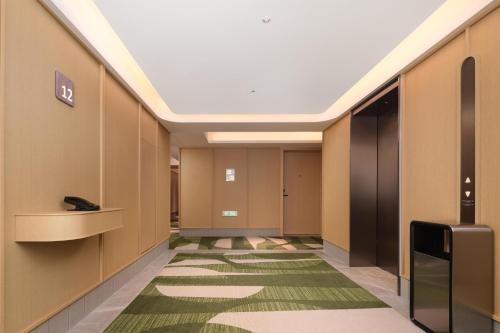 hilton garden inn shenzhen luohu port