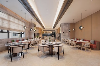 Hilton Garden Inn Dongguan Wanjiang Jiangjing Road,,4 star