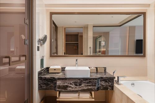hilton garden inn dongguan wanjiang jiangjing road