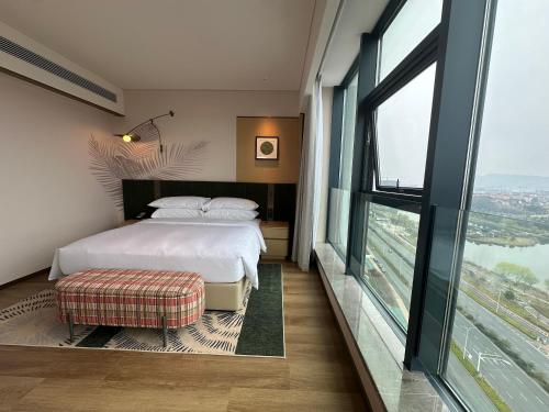 hilton garden inn ningguo chengxi lake
