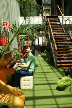 lisbon destination hostel