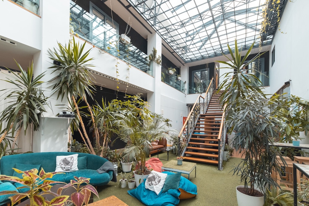 lisbon destination hostel