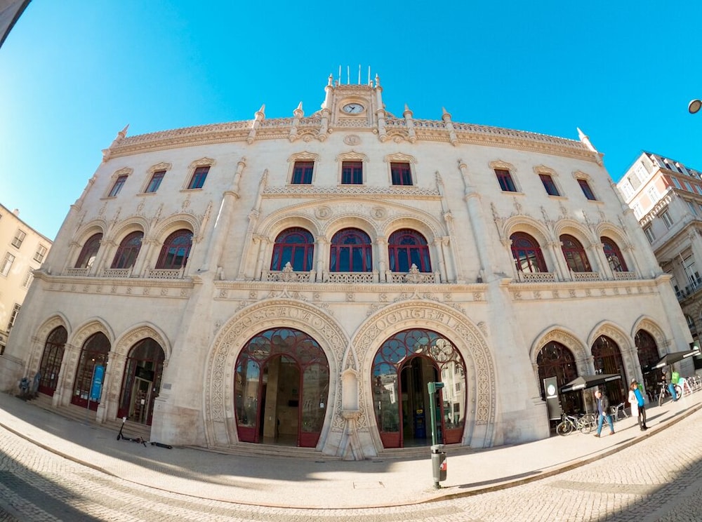 lisbon destination hostel