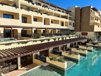 punta bermeja premium beach hotel
