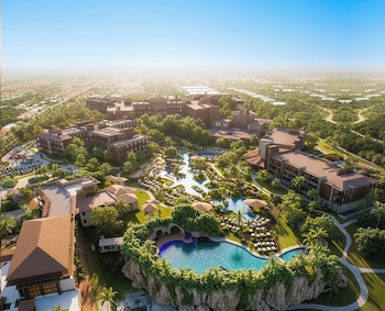 Lopesan Caoba Lagoon Resort Spa & Casino - All Inclusive,,5 star