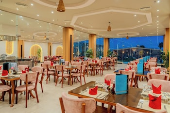 rewaya inn resort