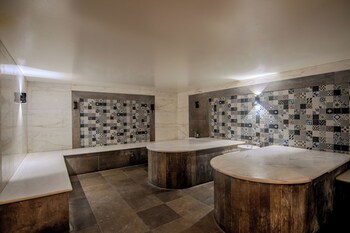 rewaya inn resort
