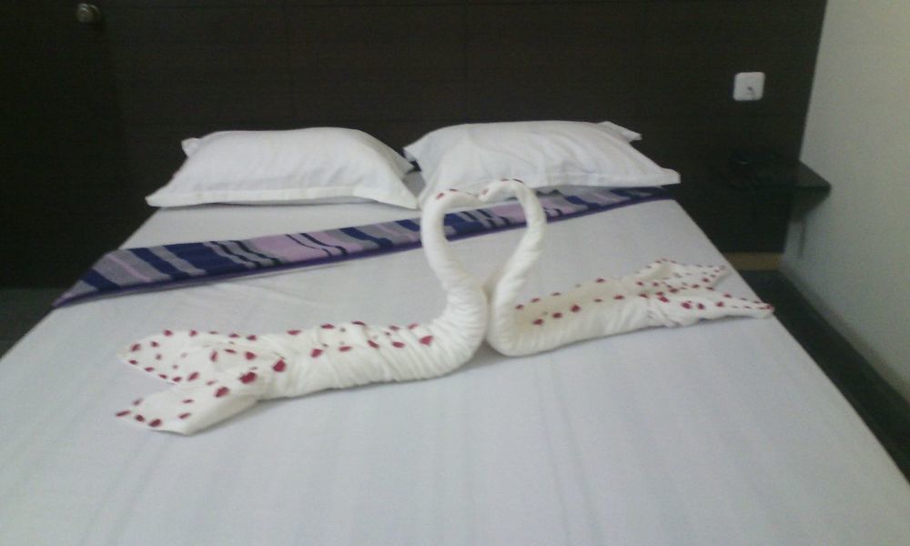 season 4 residences thiruvanmiyur