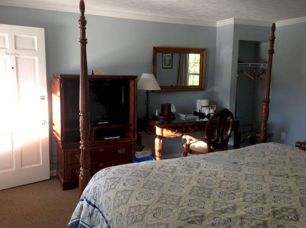 Blowing Rock Inn,Boone>>Blowing Rock,3 star