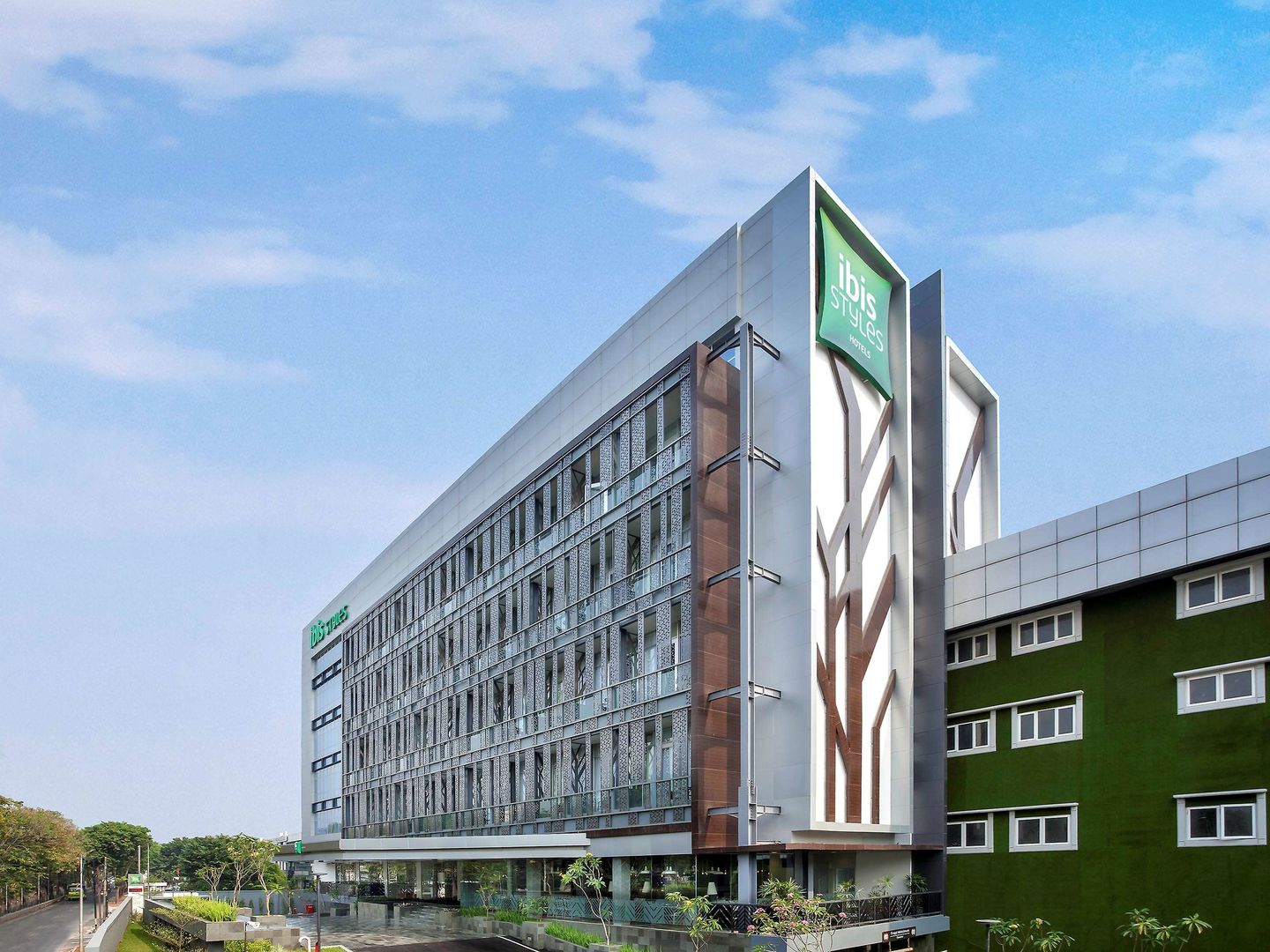ibis styles jakarta sunter