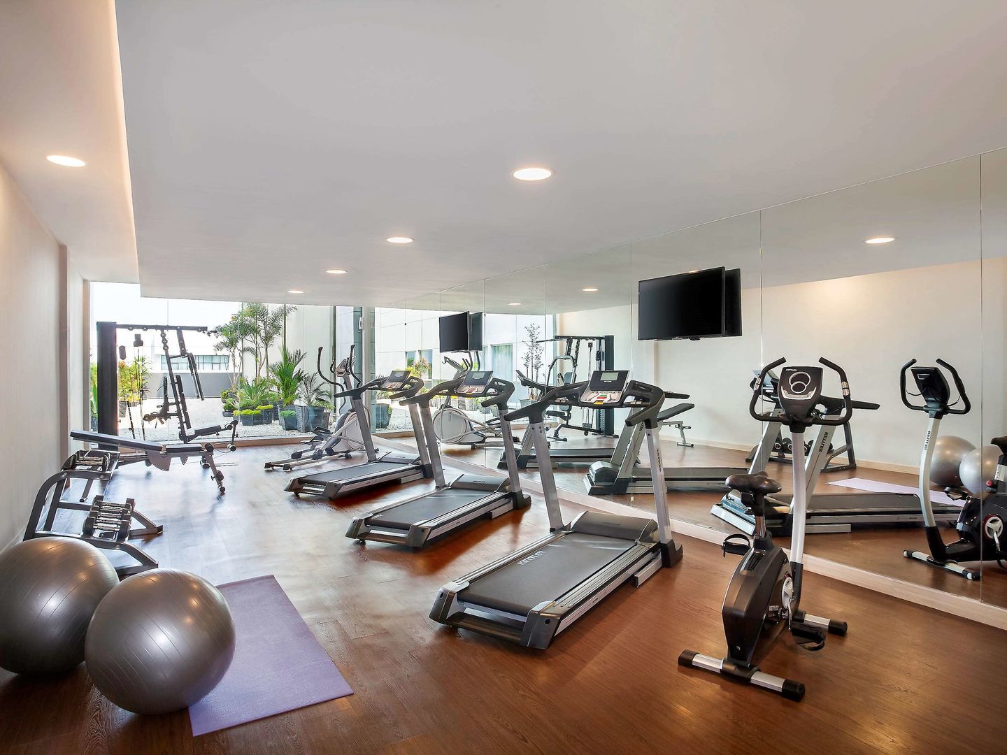 ibis styles jakarta sunter
