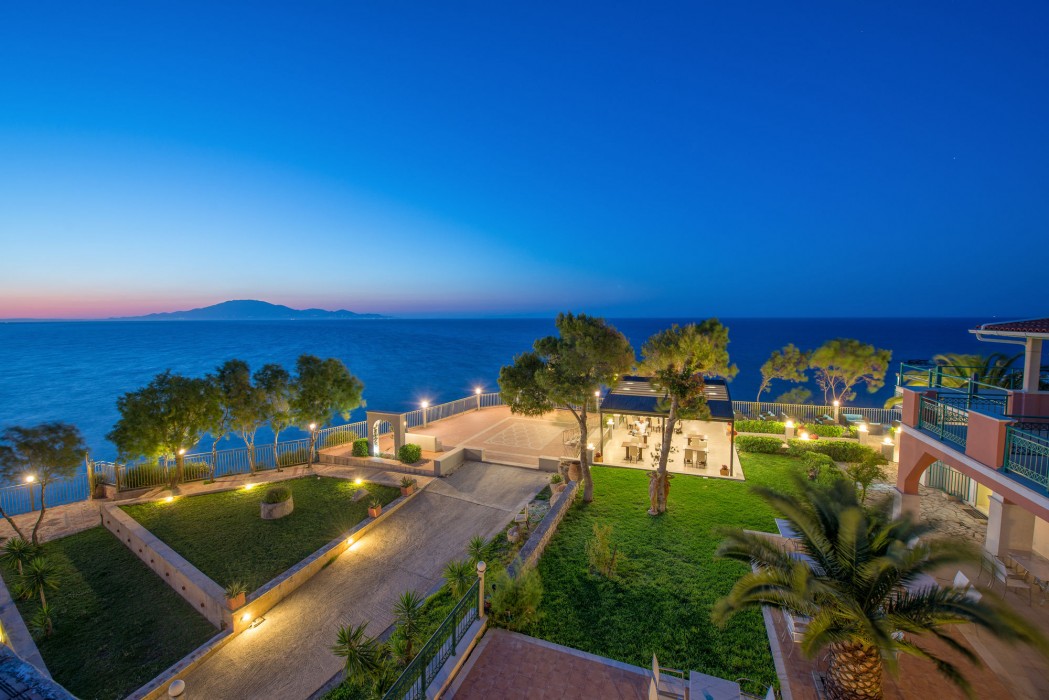 balcony hotel adults only