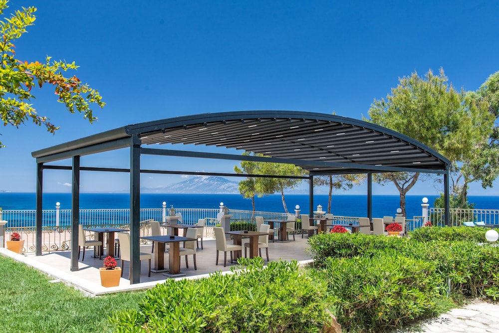 balcony hotel adults only