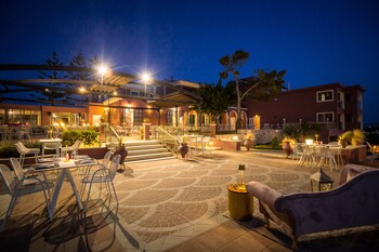 balcony hotel adults only