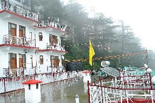 hotel deodar villa