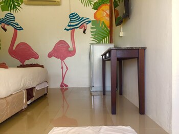 Phi Phi Cozy Seafront Resort,Near Ko Phi Phi Don,2 star
