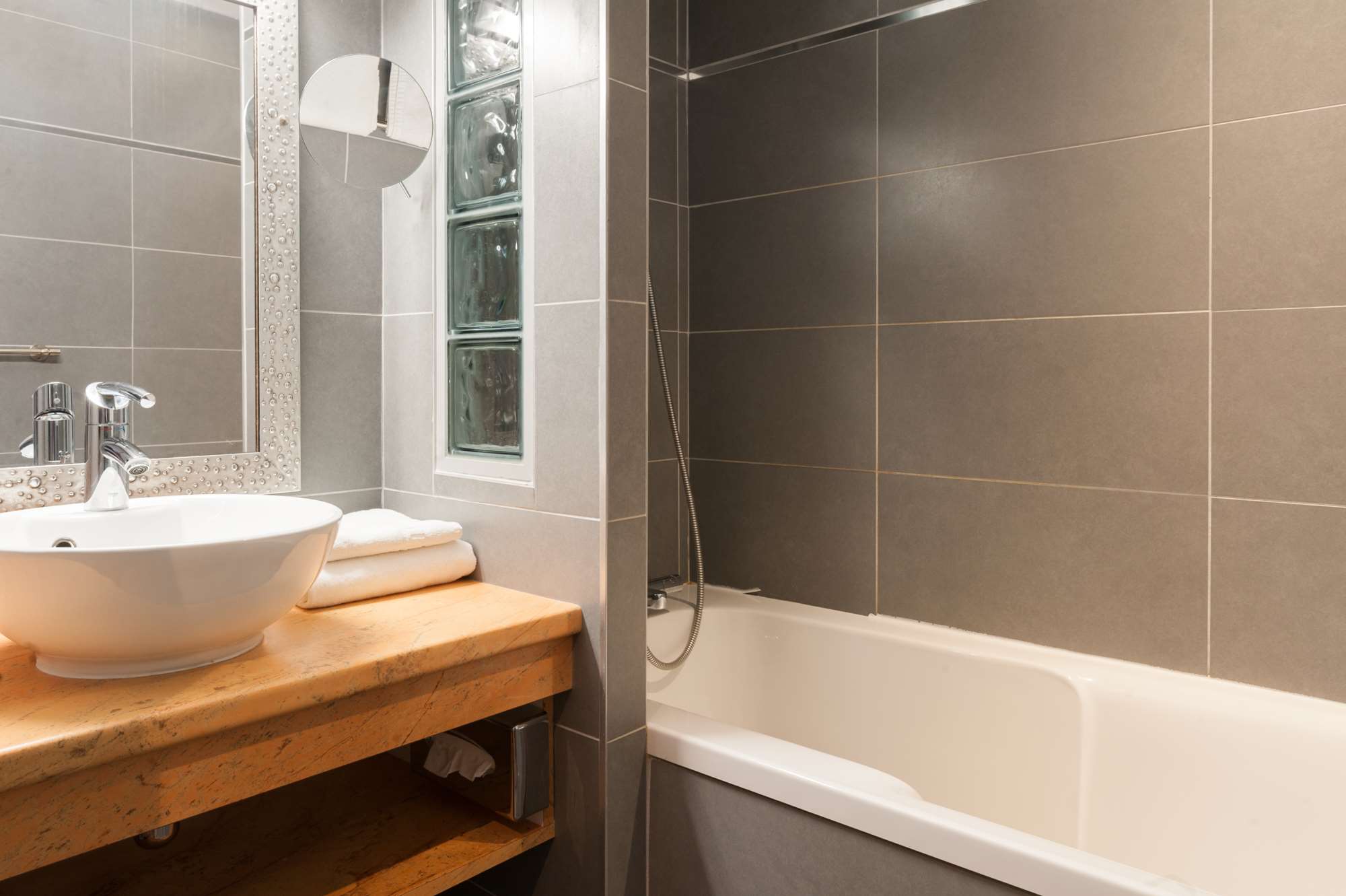 brit hotel confort saint lo