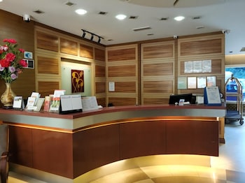 celyn hotel city mall