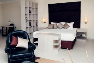 Airport View Hotel,Kampala>>Entebbe,4 star