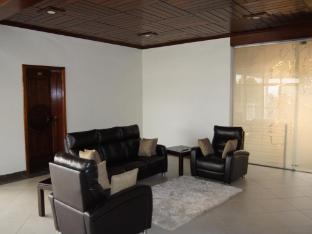 Airport View Hotel,Kampala>>Entebbe,4 star