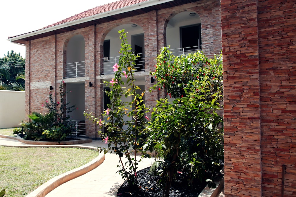airport view hotel