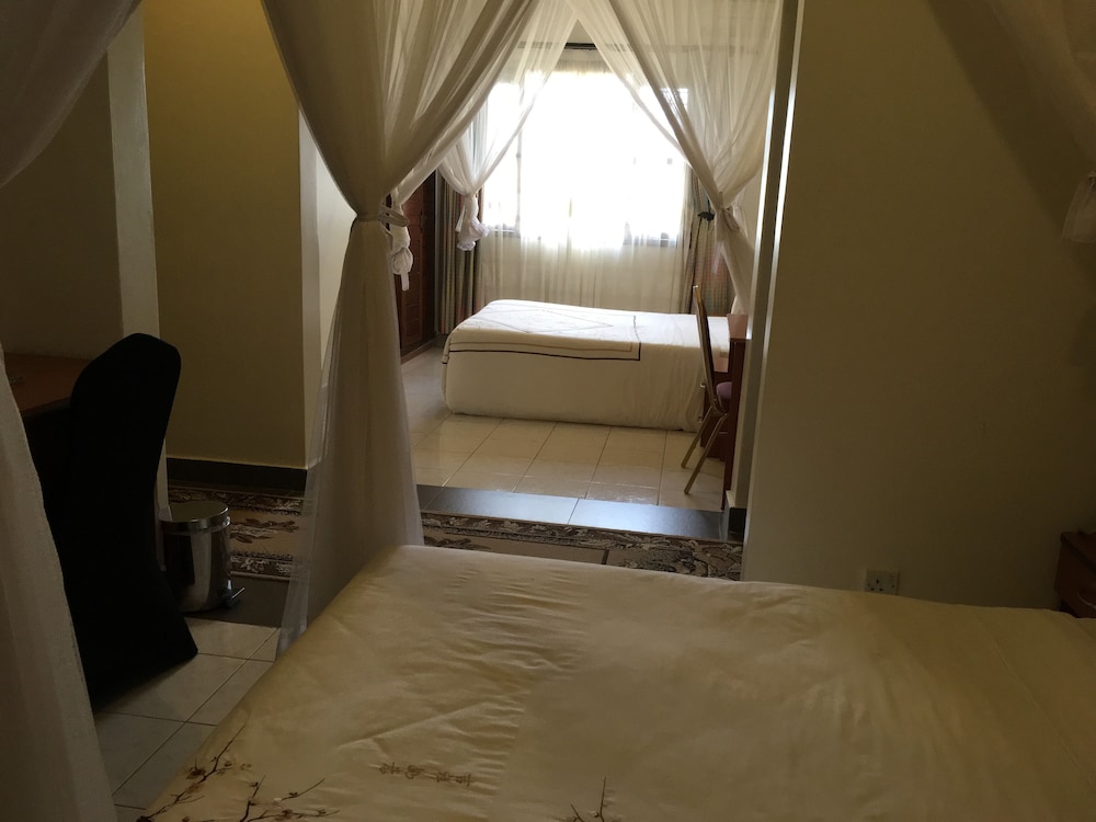 airport view hotel