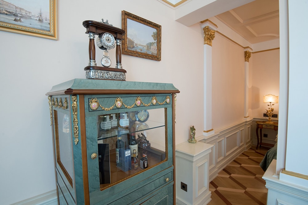 trezzini palace boutique hotel