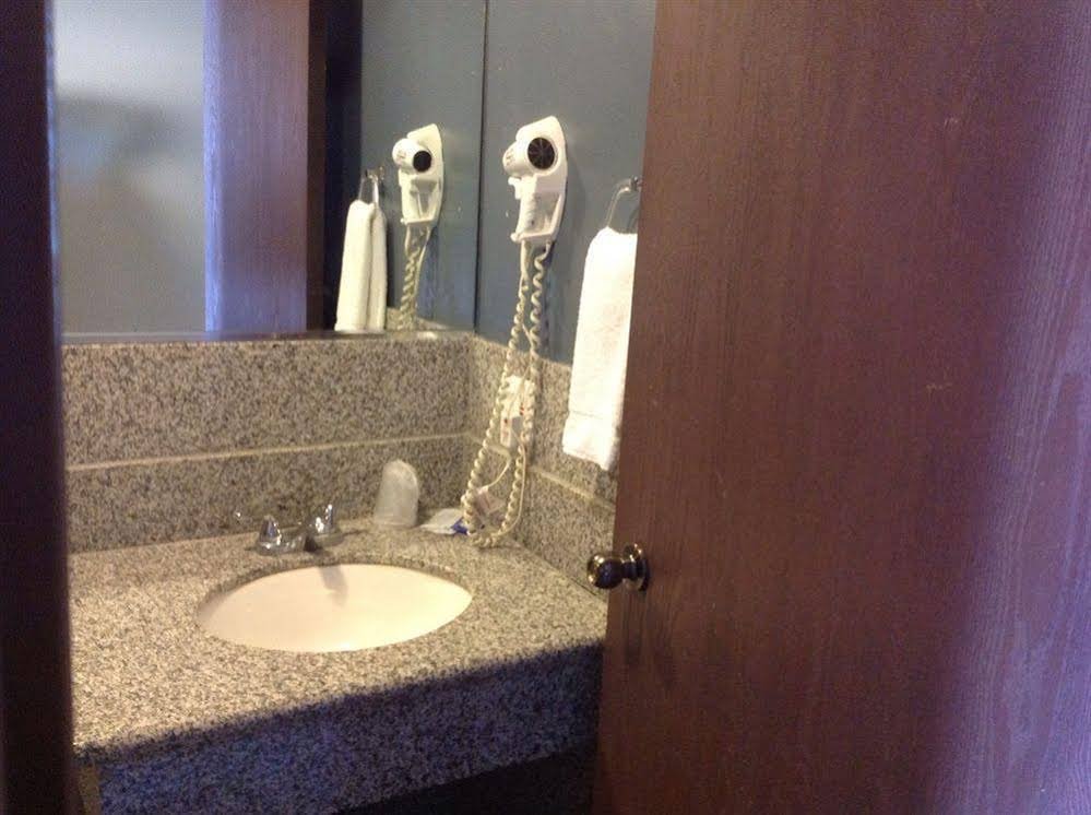 Palms Motel,Los Angeles>>Glendale,2 star