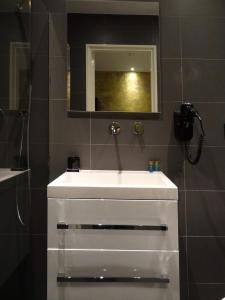 saras boutique hotel