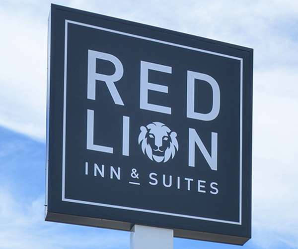 Red Lion Inn & Suites La Pine