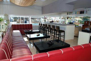 sacallis inn beach hotel