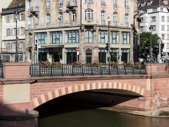 ibis styles strasbourg centre petite france adults only