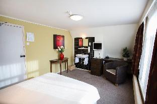 quentin hotel golden bear