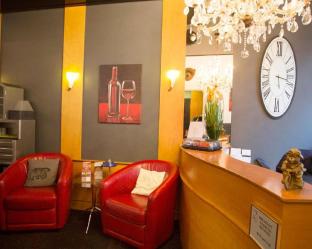 quentin hotel golden bear