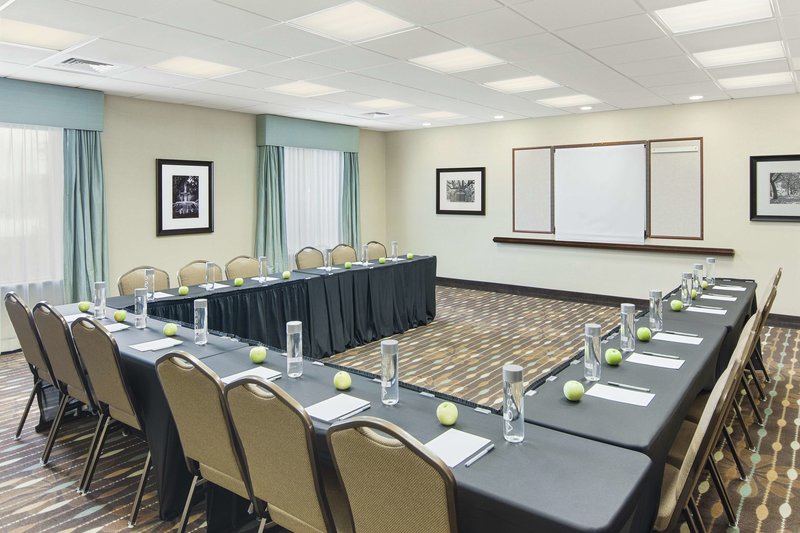 hampton inn and suites savannah airport