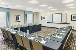 hampton inn and suites savannah airport