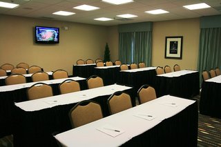 hampton inn and suites savannah airport