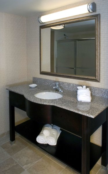 hampton inn and suites savannah airport