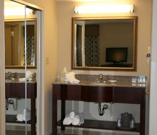hampton inn and suites savannah airport