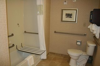 hampton inn and suites savannah airport